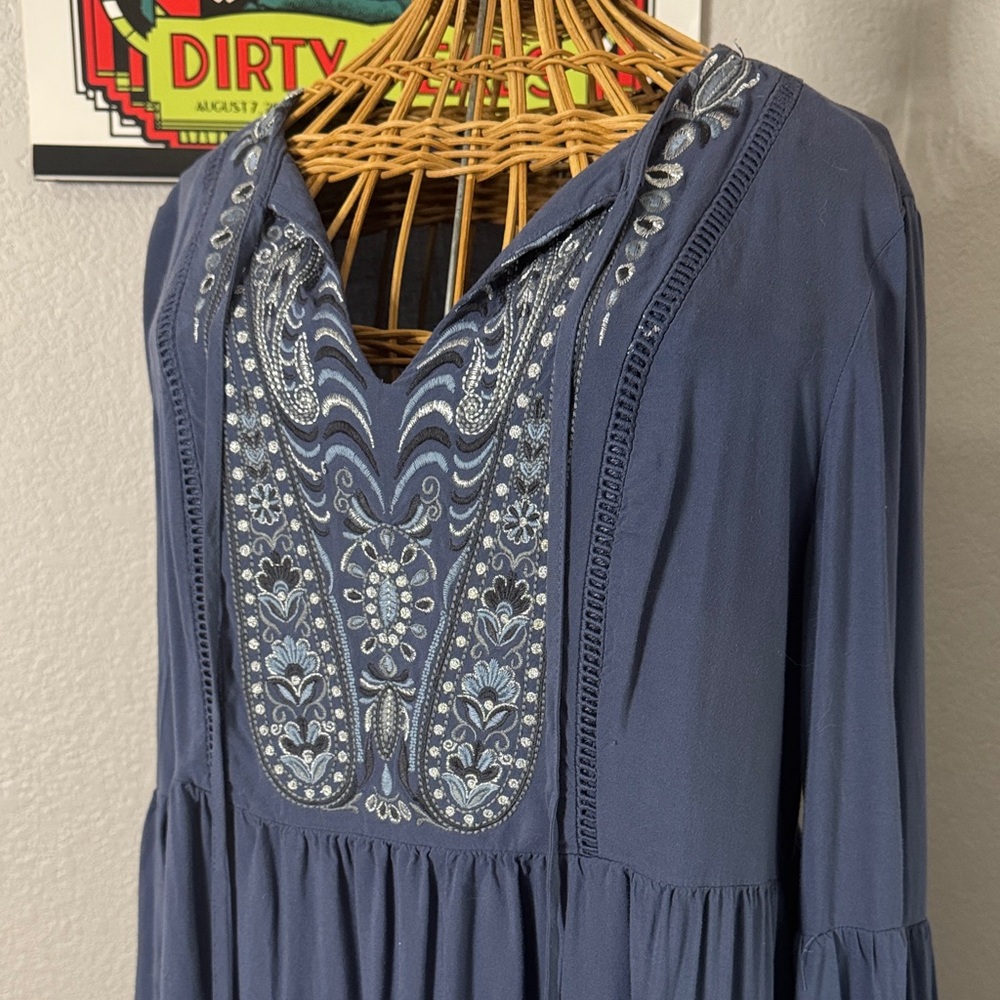 Knox Rose Blue Embroidered Dress - Picture 3 of 5